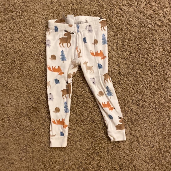 Carters pj set size 18m - Picture 4 of 5